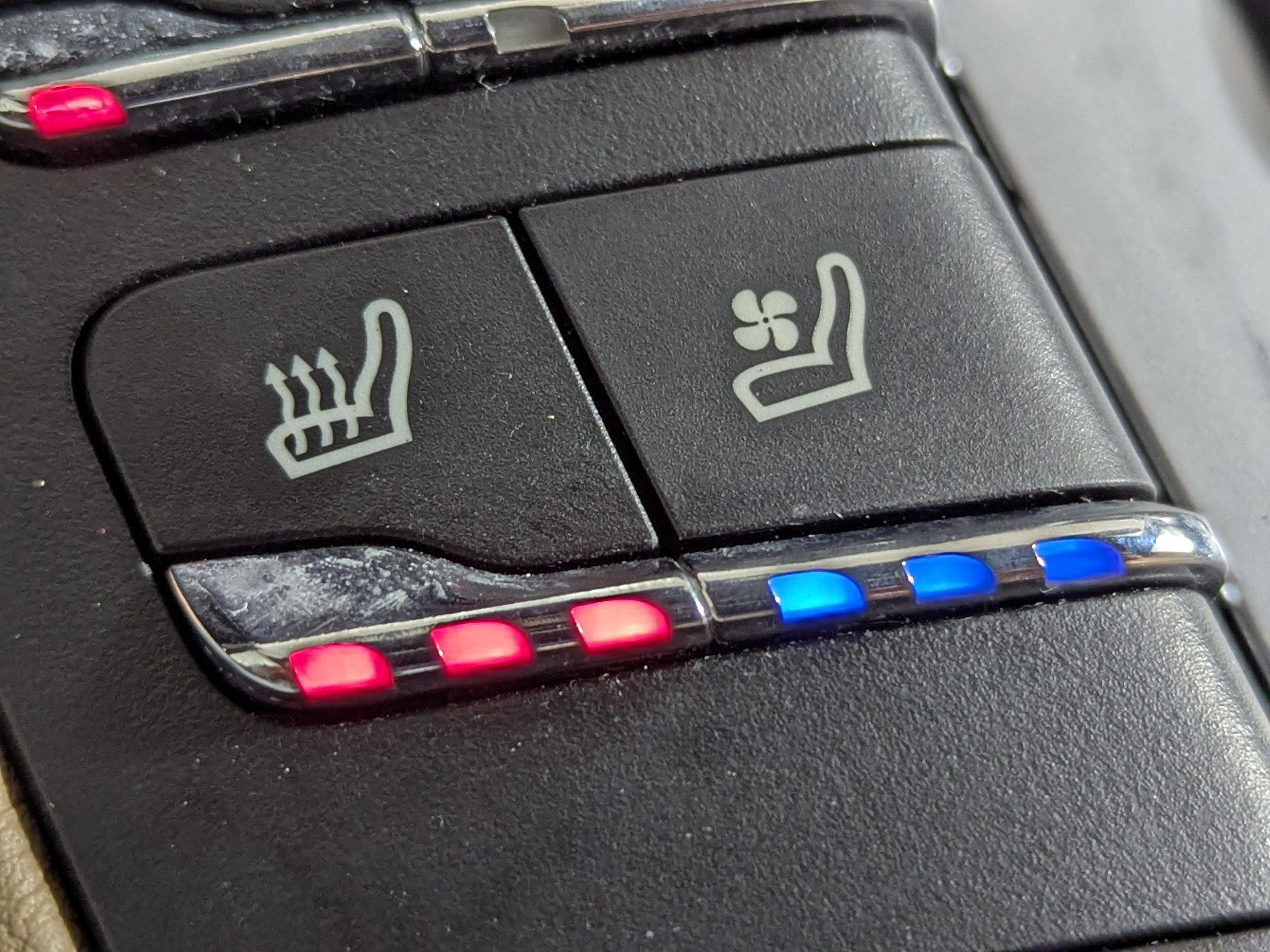 Used 2021 Porsche Macan GTS image 19