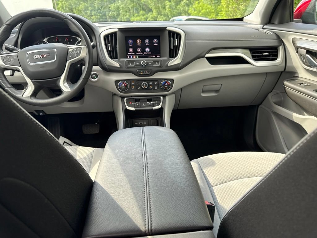 Used 2023 GMC Terrain SLE w/ Driver Convenience Package AWD/4WD image 18