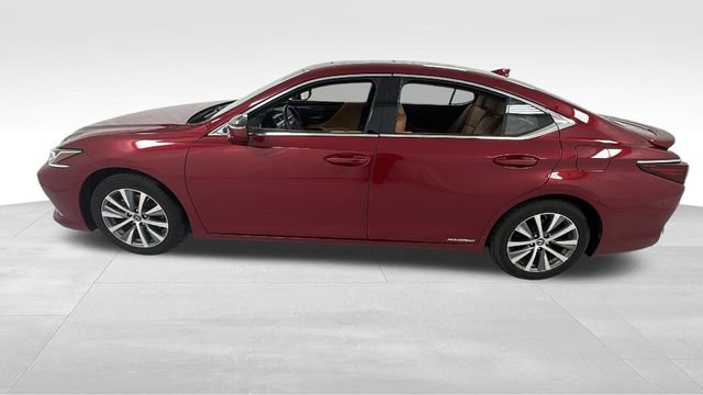 Used 2021 Lexus ES 300h w/ Premium Package image 6