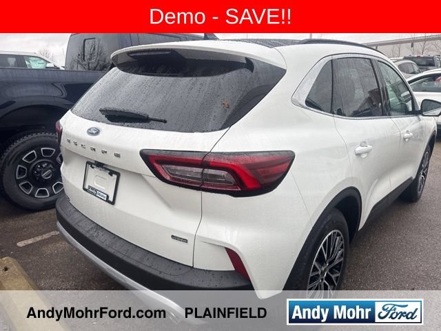 New 2025 Ford Escape SE w/ PHEV Premium Package FWD video 3