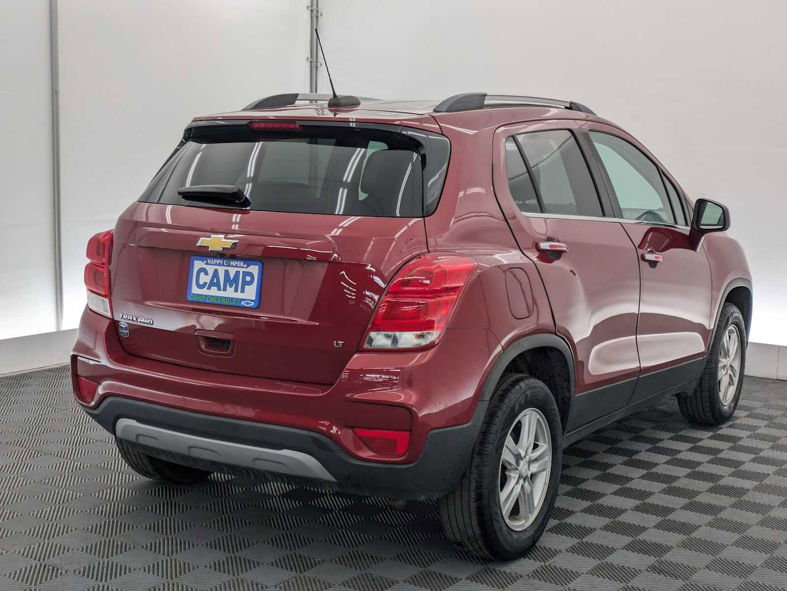 Used 2020 Chevrolet Trax LT w/ LT Convenience Package image 6