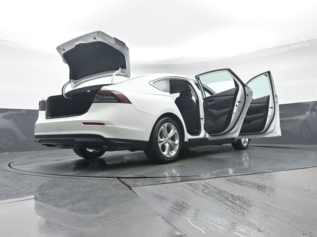 Used 2023 Honda Accord LX image 45