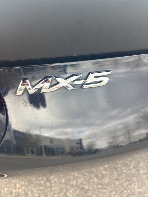 Used 2016 MAZDA MX-5 Miata Grand Touring image 4