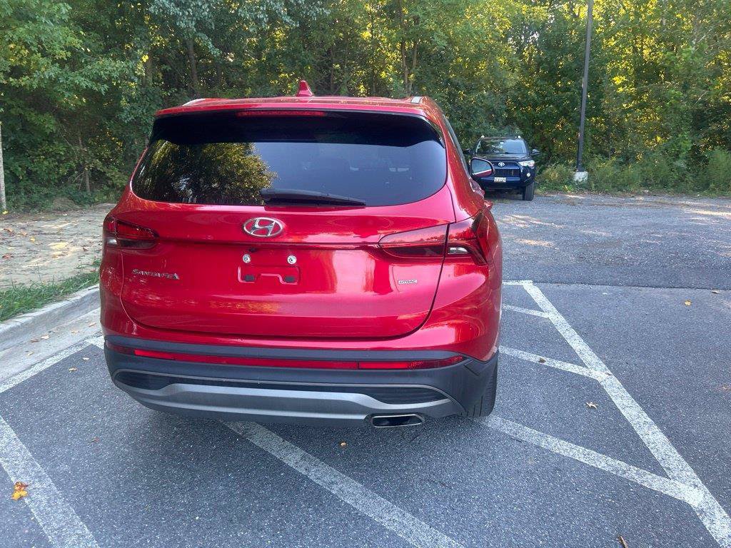 Used 2023 Hyundai Santa Fe SE w/ Cargo Package AWD/4WD image 10
