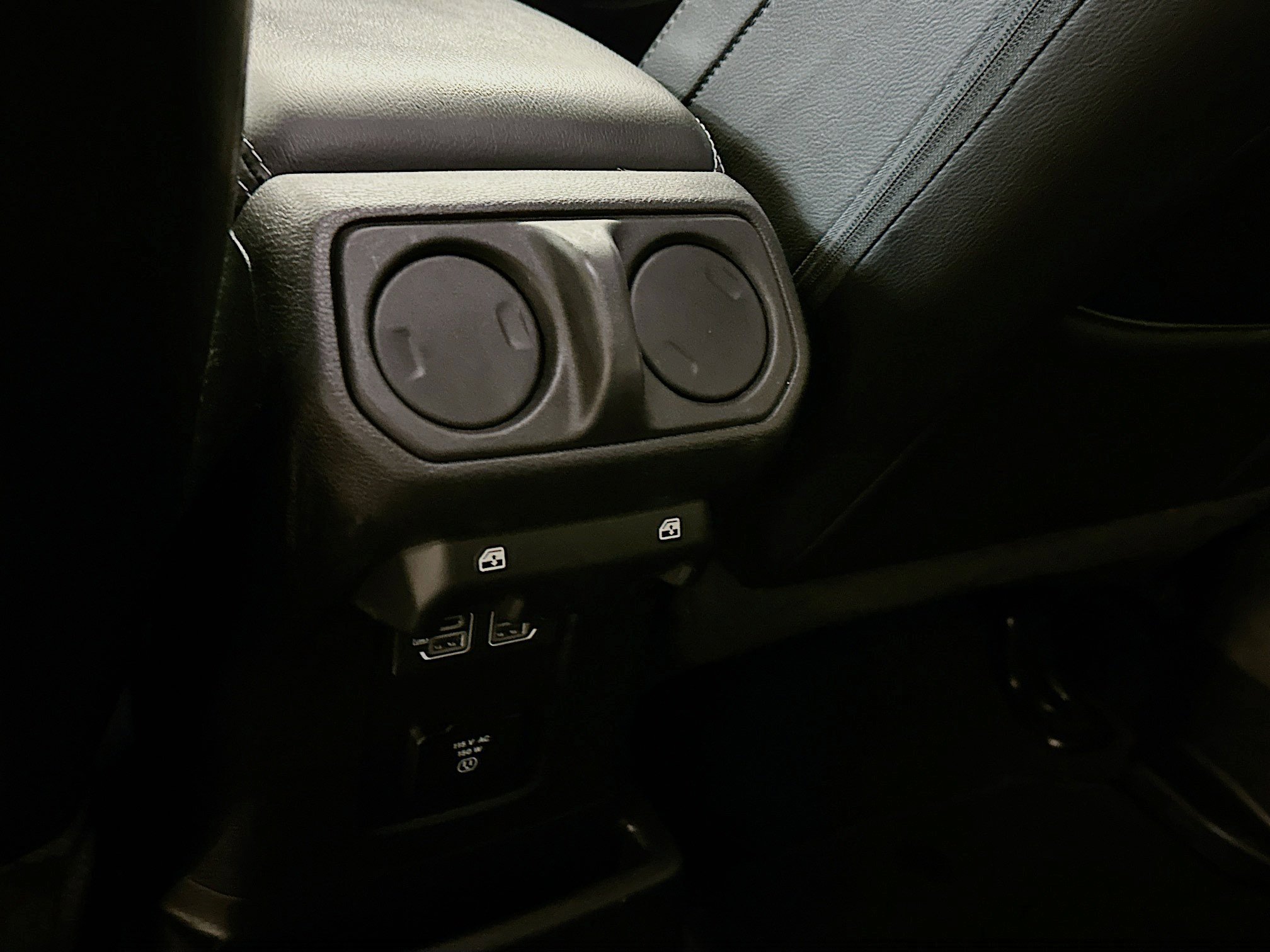 Used 2023 Jeep Wrangler Sahara w/ Cold Weather Group image 28