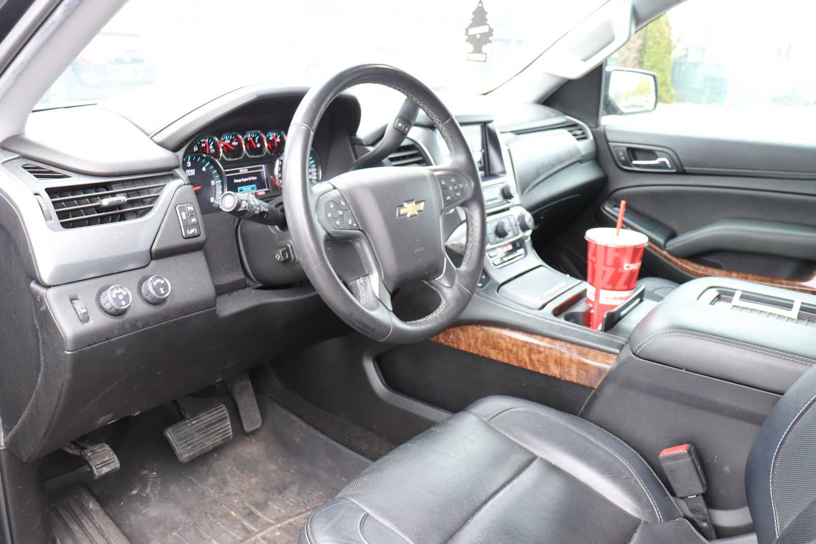 Used 2017 Chevrolet Tahoe Premier AWD/4WD image 10