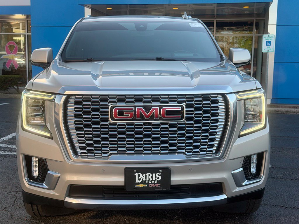 Used 2022 GMC Yukon Denali RWD image 2