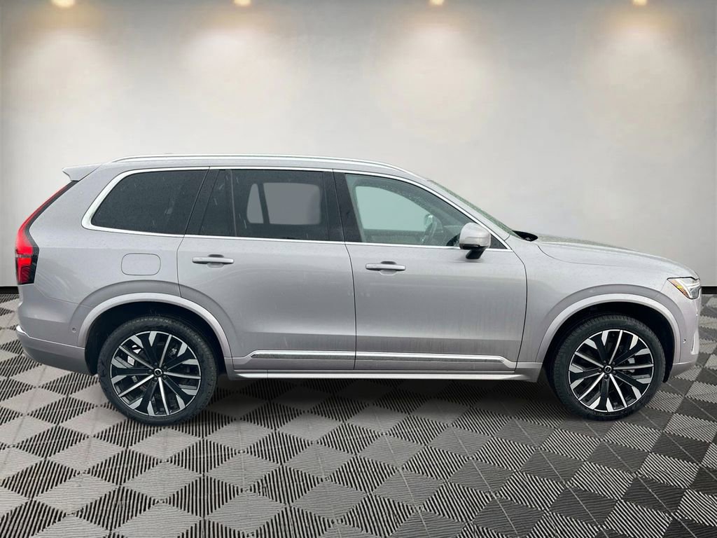 Certified 2026 Volvo XC90 B5 Plus AWD/4WD image 2