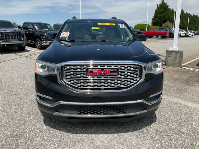 Used 2017 GMC Acadia Denali w/ Technology Package FWD image 2