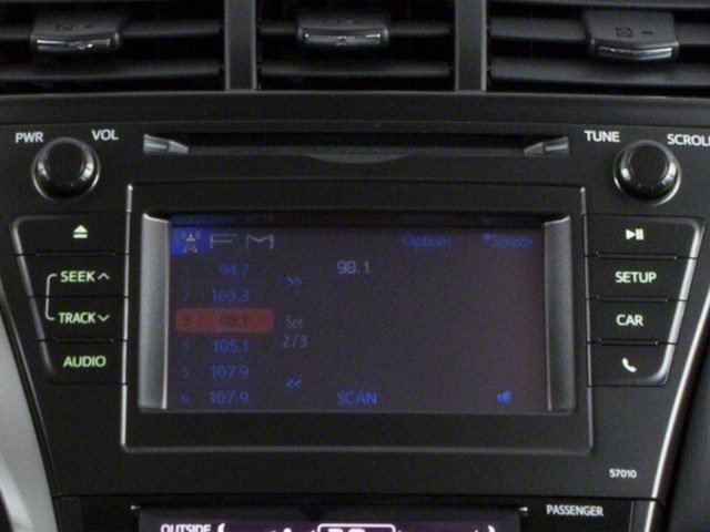 Used 2013 Toyota Prius V Two image 9