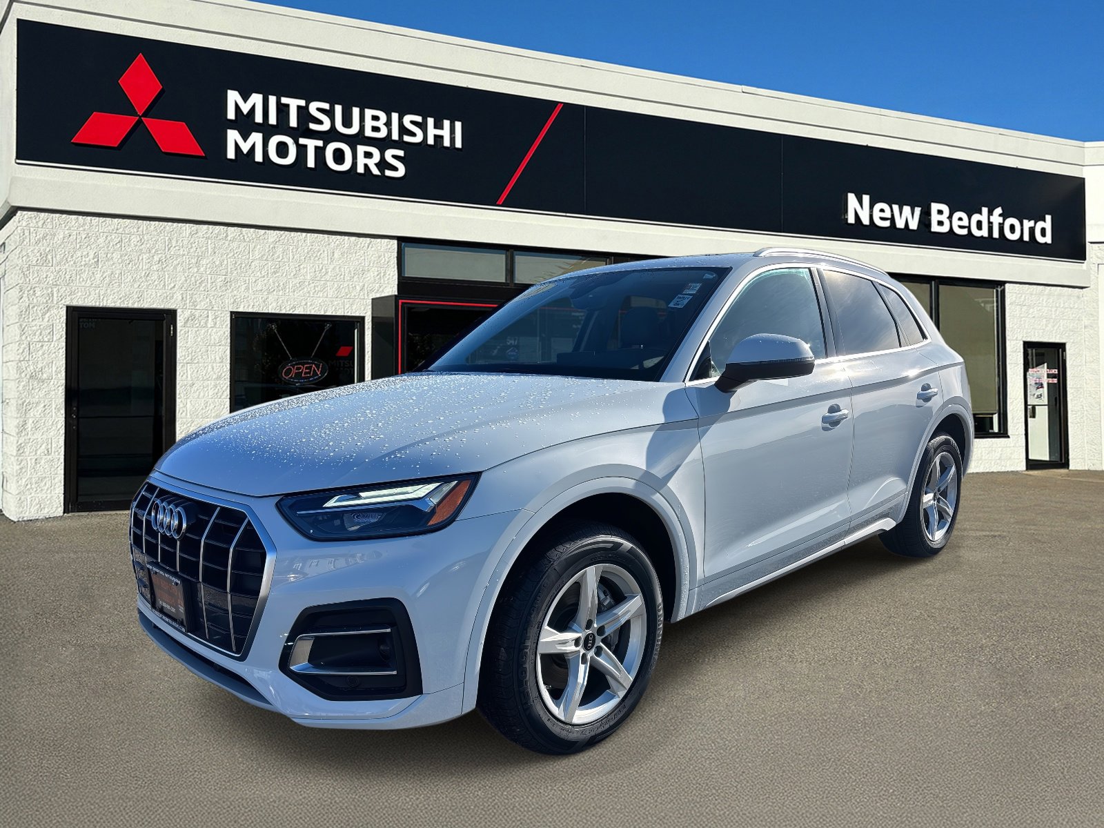 Used 2021 Audi Q5 2.0T Premium w/ Convenience Package image 1