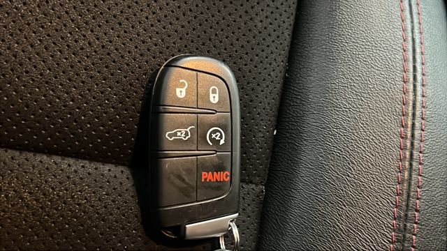 Used 2021 Dodge Durango R/T w/ Blacktop Package AWD/4WD image 42