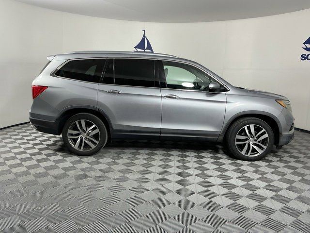 Used 2016 Honda Pilot Elite image 6