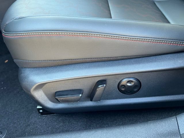 New 2026 Nissan Sentra SR w/ SR Premium Package FWD image 15