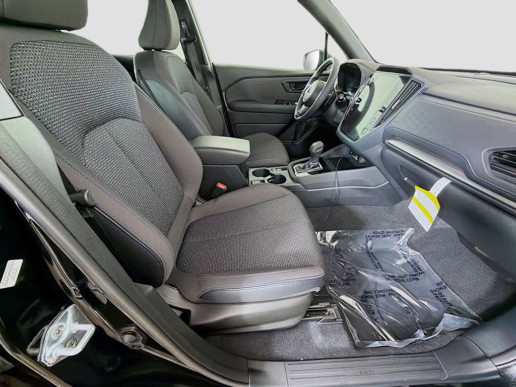 Used 2025 Subaru Forester Premium AWD/4WD image 24