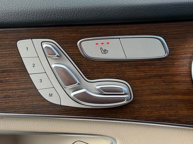 Used 2022 Mercedes-Benz GLC 300 4MATIC image 15