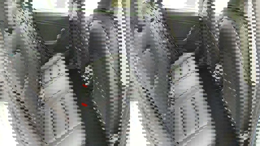 Used 2023 Tesla Model 3 Standard Range image 26