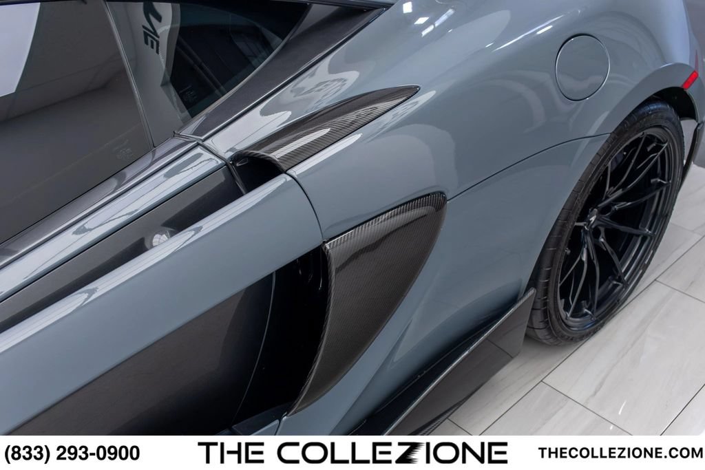Used 2019 McLaren 600LT RWD image 16