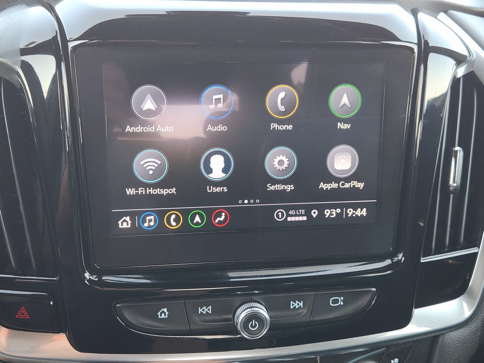 Used 2023 Chevrolet Traverse Premier w/ Redline Edition FWD image 20