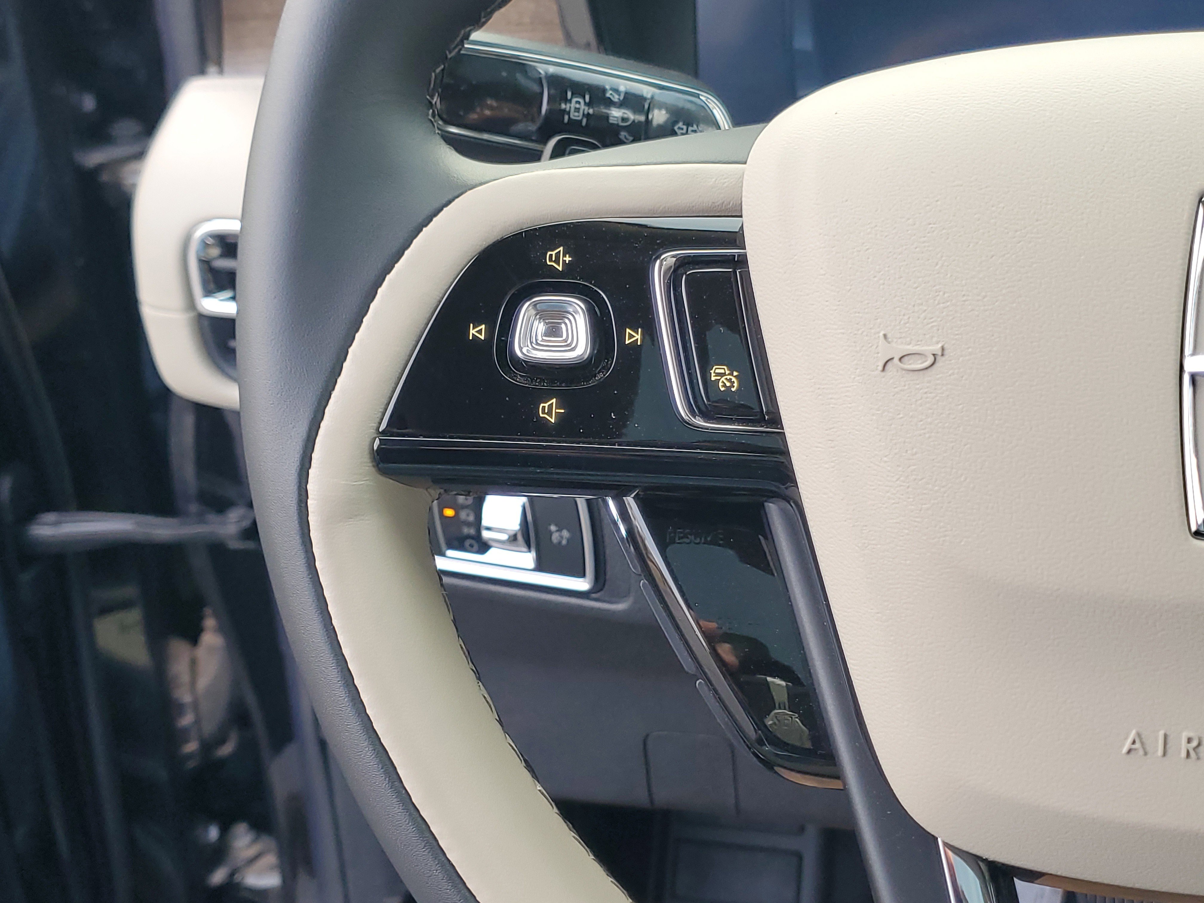 New 2025 Lincoln Corsair Grand Touring image 16