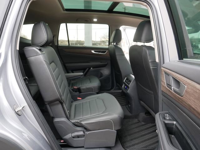 Certified 2025 Volkswagen Atlas SEL image 20