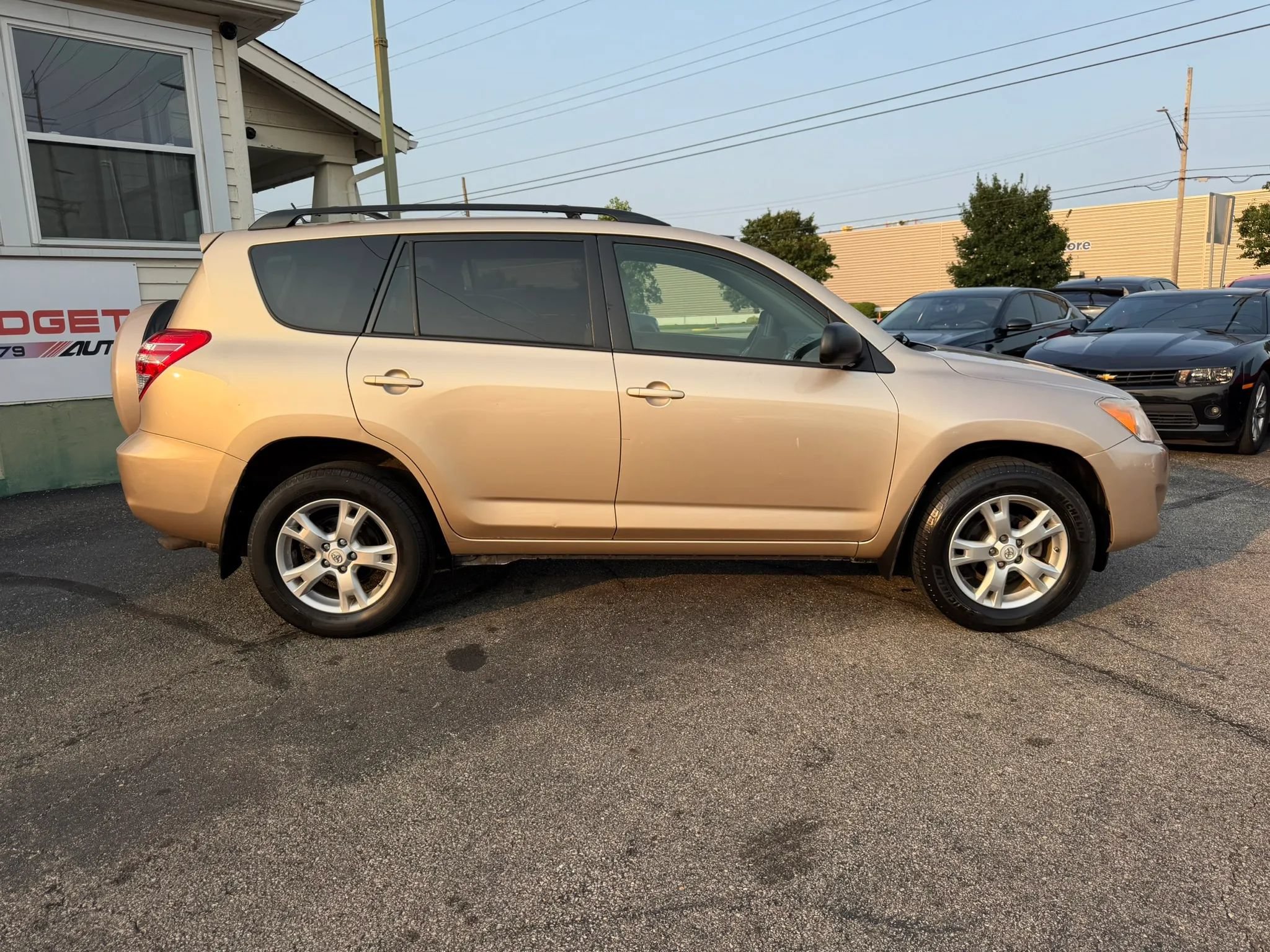 Used 2012 Toyota RAV4 4WD w/ Upgrade Value Pkg image 6