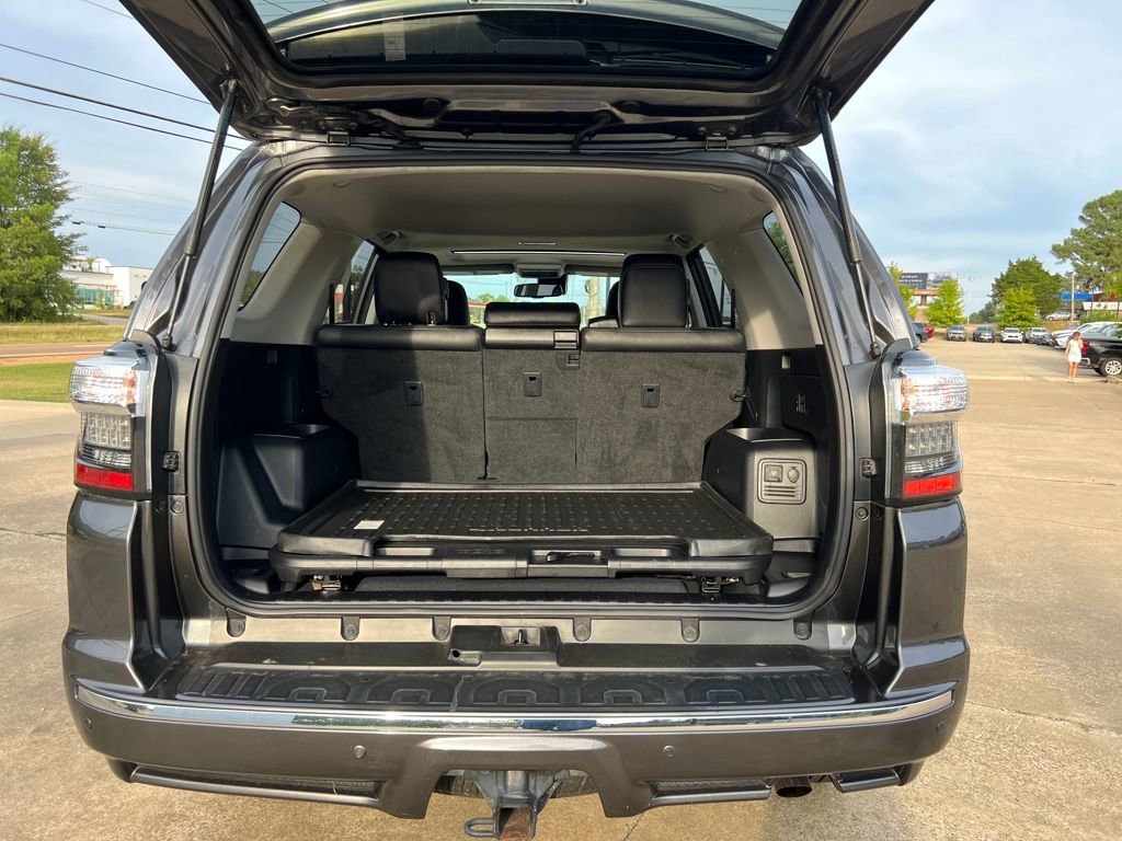 Used 2021 Toyota 4Runner Limited image 19