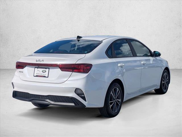 Used 2023 Kia Forte LXS image 5