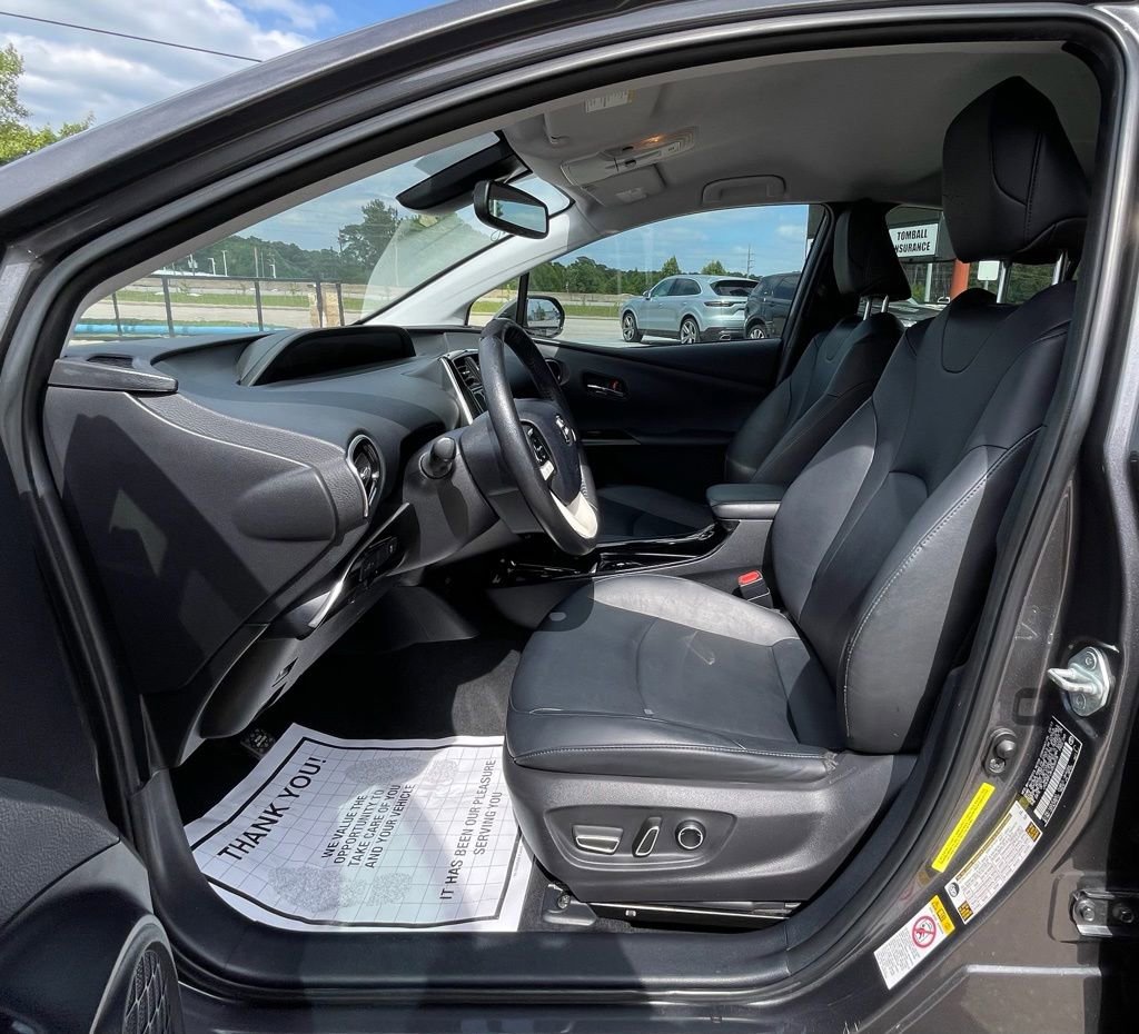 Used 2017 Toyota Prius Four FWD image 17