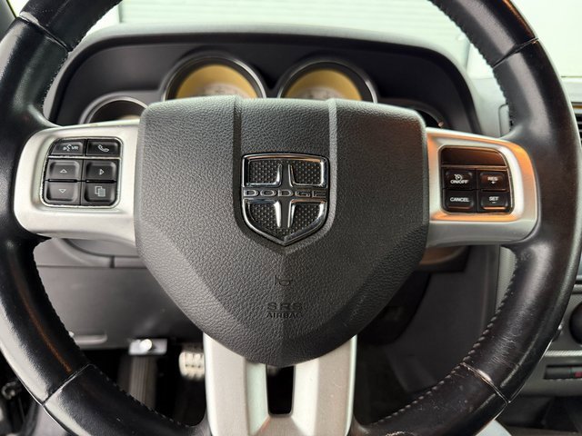 Used 2013 Dodge Challenger R/T image 11