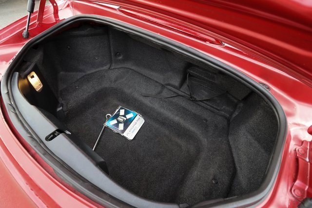 Used 2016 MAZDA MX-5 Miata Sport image 32