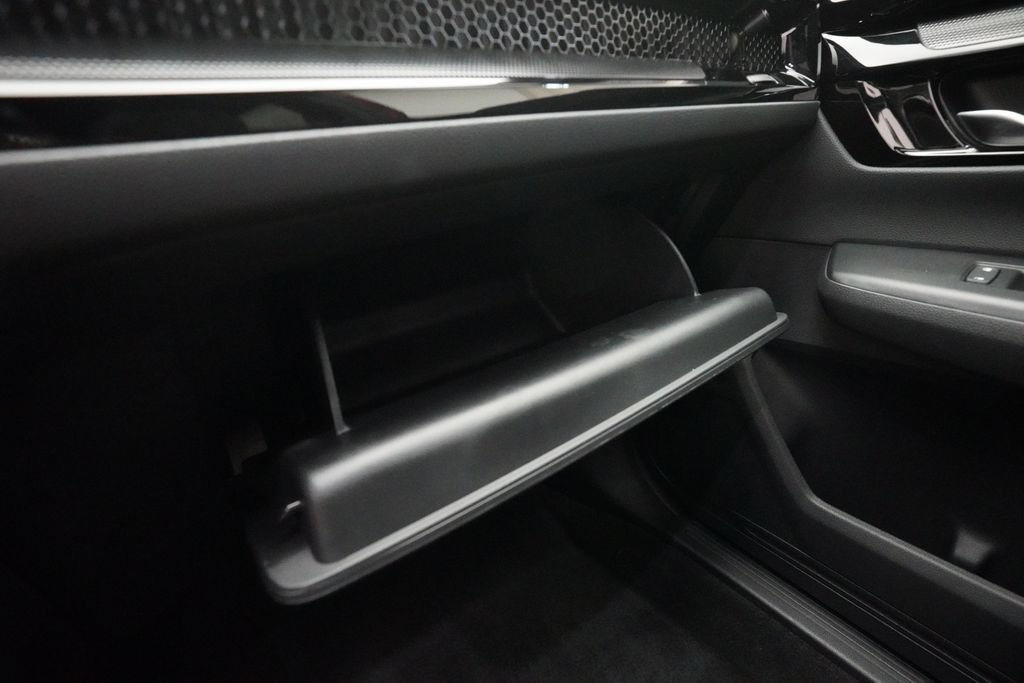 Used 2025 Honda CR-V Sport Touring image 29