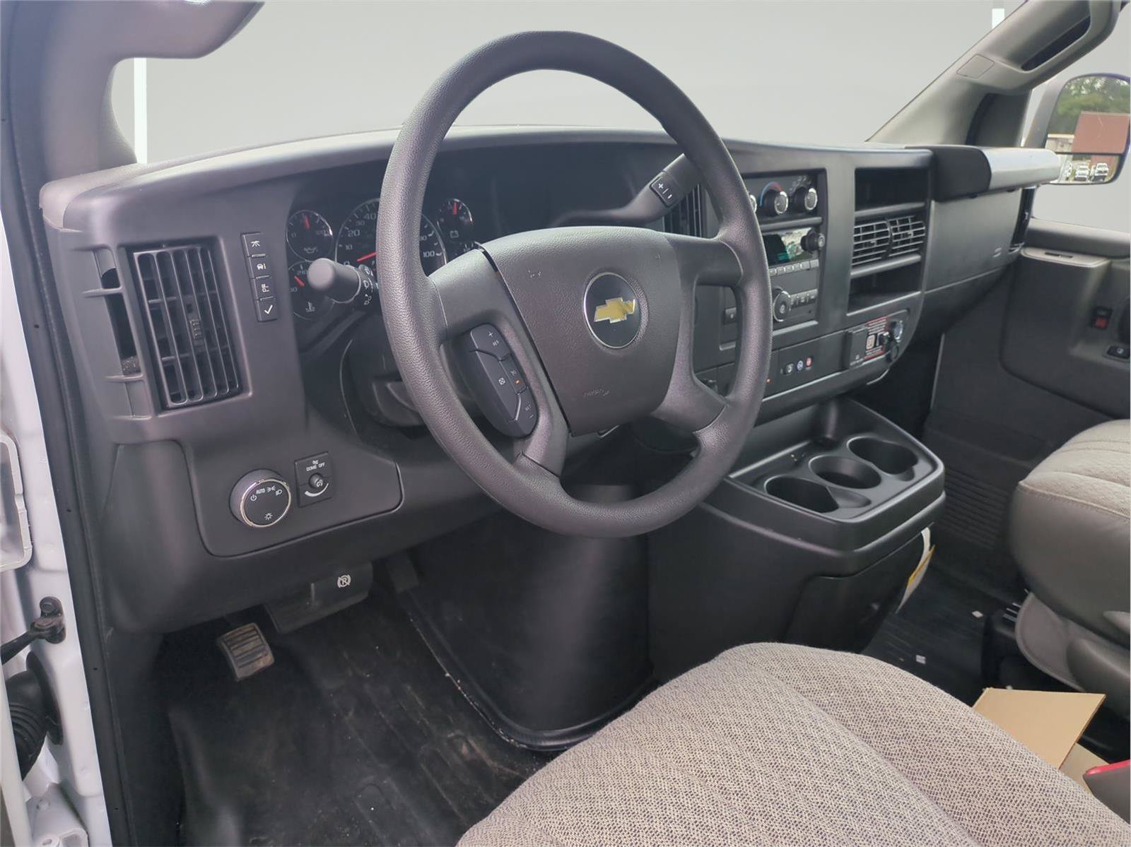 New 2026 Chevrolet Express 3500 w/ Power Convenience Package RWD image 15