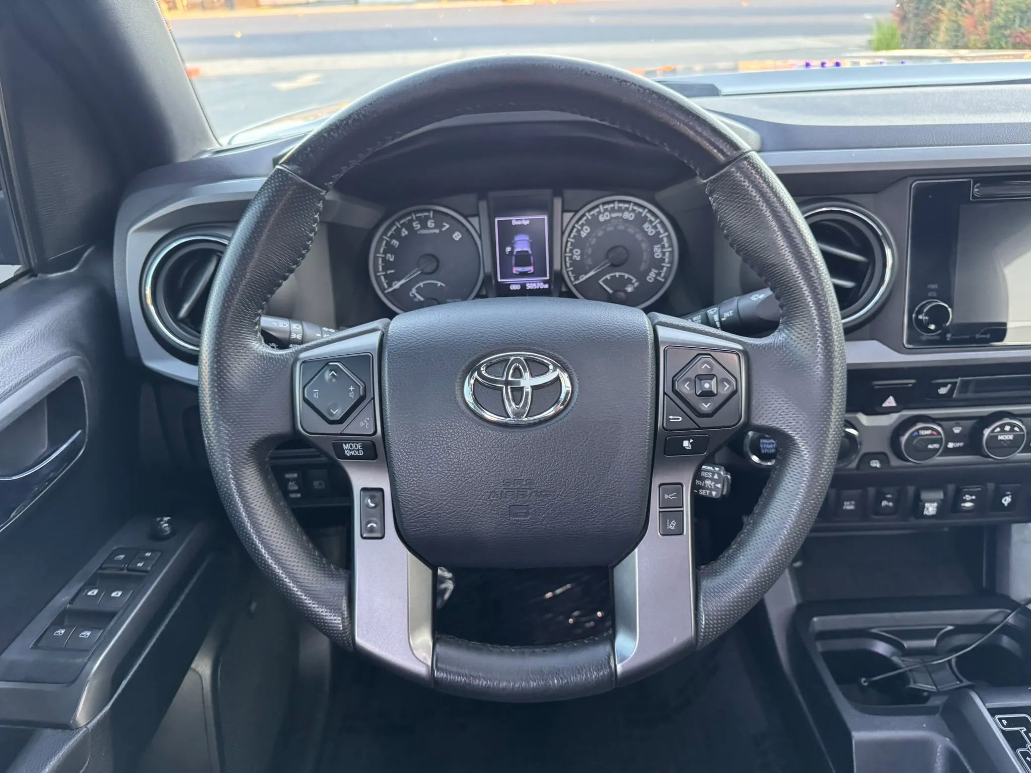Used 2019 Toyota Tacoma TRD Off-Road AWD/4WD image 21