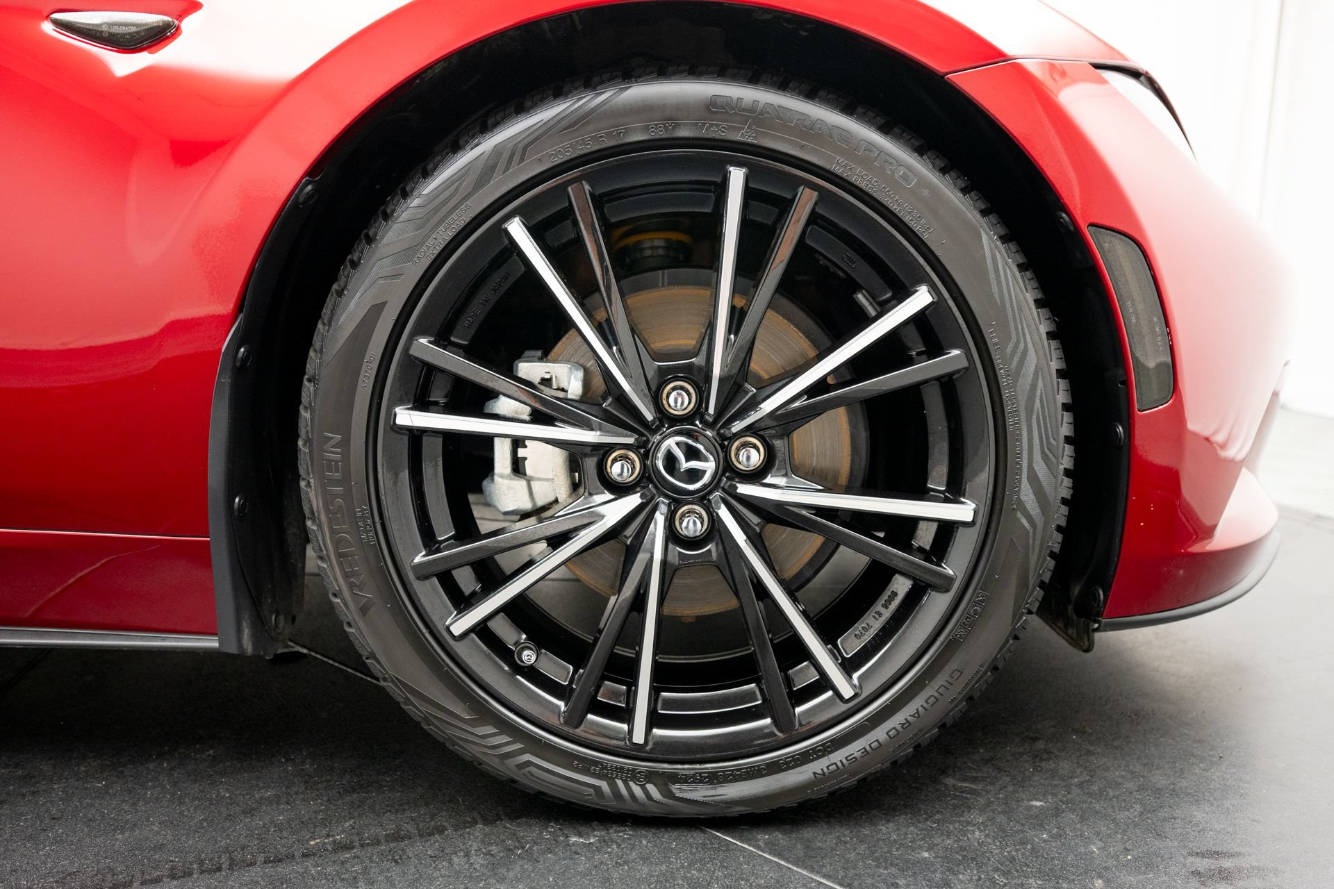 Used 2024 MAZDA MX-5 Miata RF Grand Touring RWD image 28