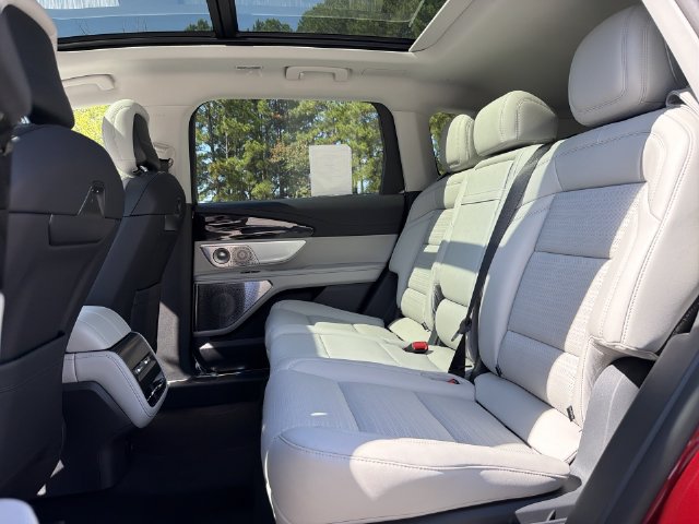 New 2026 Lincoln Nautilus Reserve AWD/4WD image 23