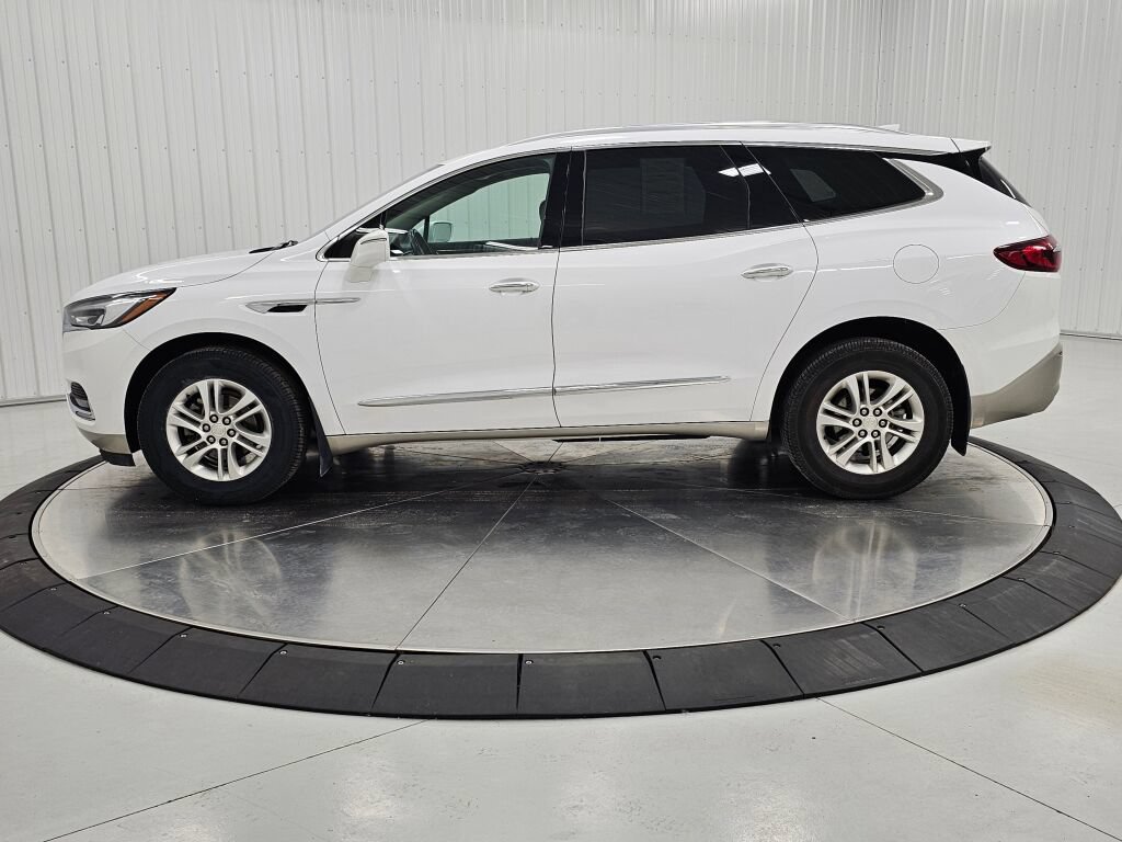 Used 2020 Buick Enclave Essence w/ Sound and Sites Package AWD/4WD image 2