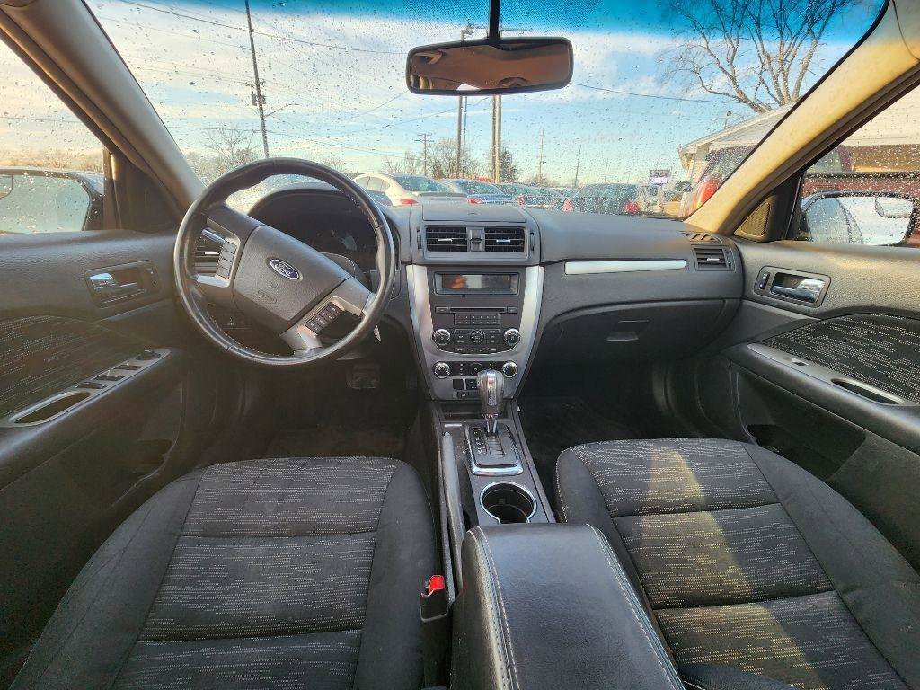 Used 2012 Ford Fusion SE image 12