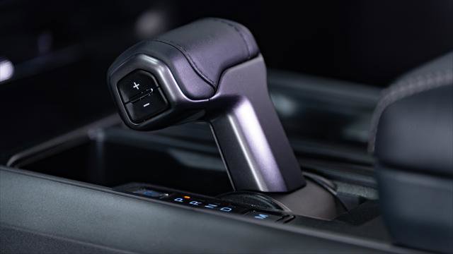 Used 2025 Ford F150 Lariat image 35