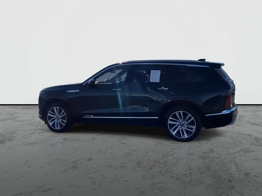 Certified 2026 Cadillac Vistiq Luxury image 5