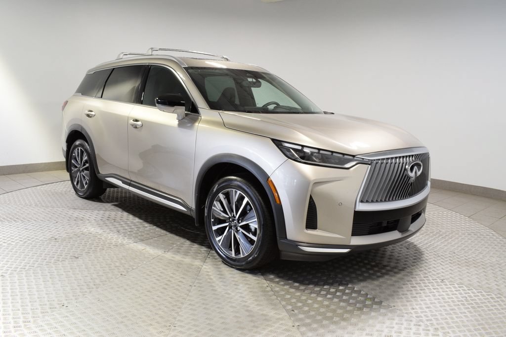 Used 2026 INFINITI QX60 Luxe w/ Family Package
