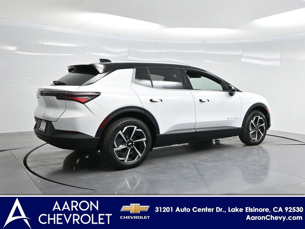 New 2026 Chevrolet Equinox EV LT image 31