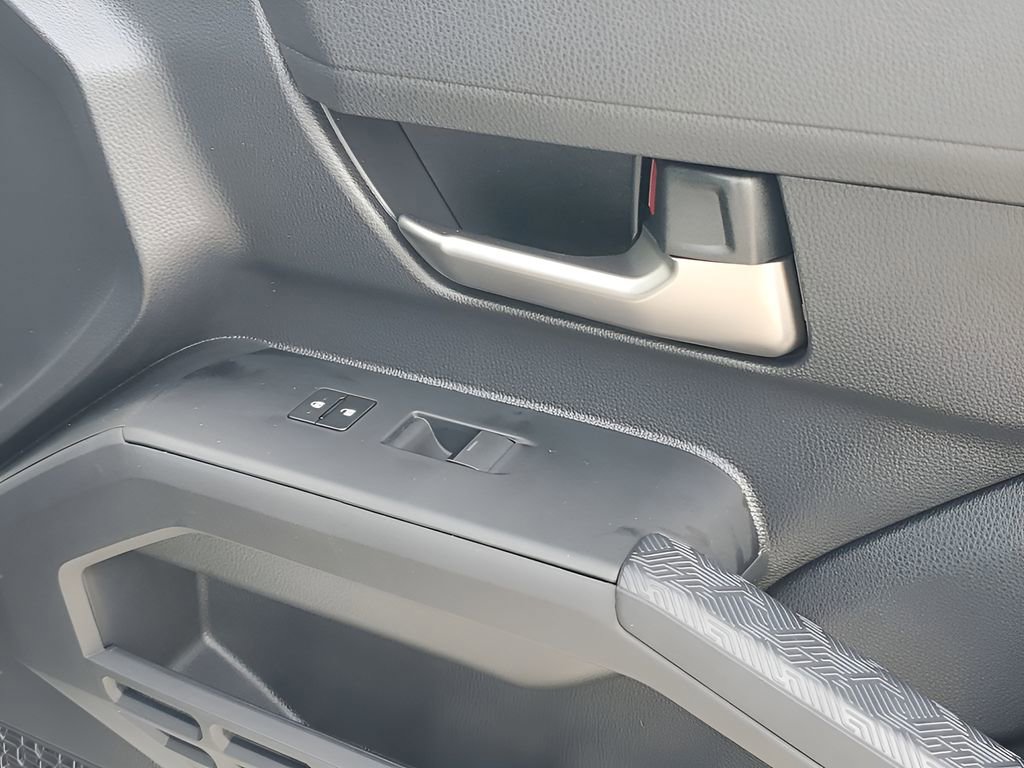 Used 2025 Toyota Tacoma TRD Sport image 48