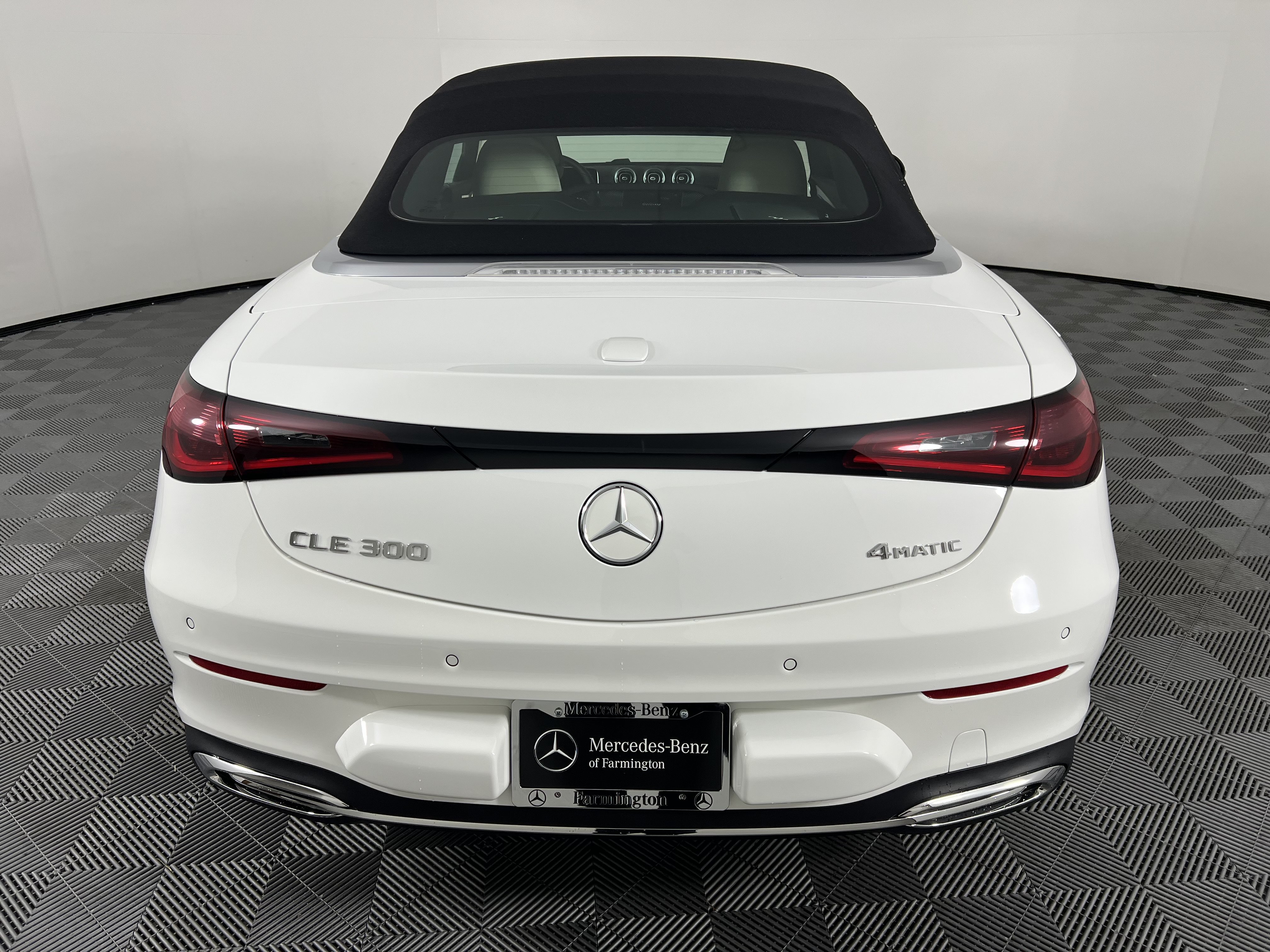 New 2027 Mercedes-Benz CLE 300 4MATIC Cabriolet image 11