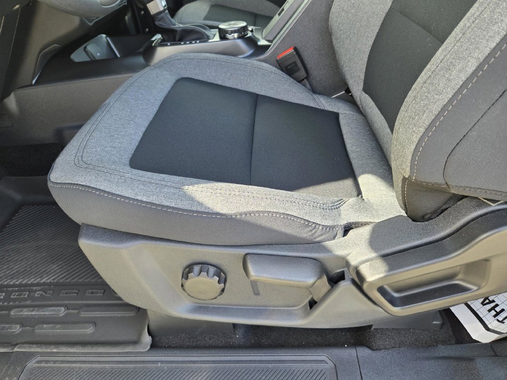 New 2026 Ford Bronco 2-Door AWD/4WD image 14