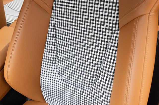 Used 2023 Porsche 911 Sport Classic image 34