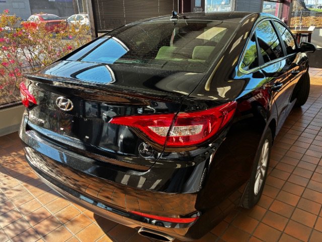 Used 2015 Hyundai Sonata SE FWD image 10