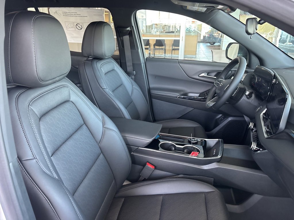 New 2026 Chevrolet Equinox LT w/ Convenience Package II image 30