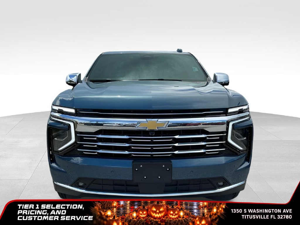 Used 2025 Chevrolet Suburban Premier RWD image 15