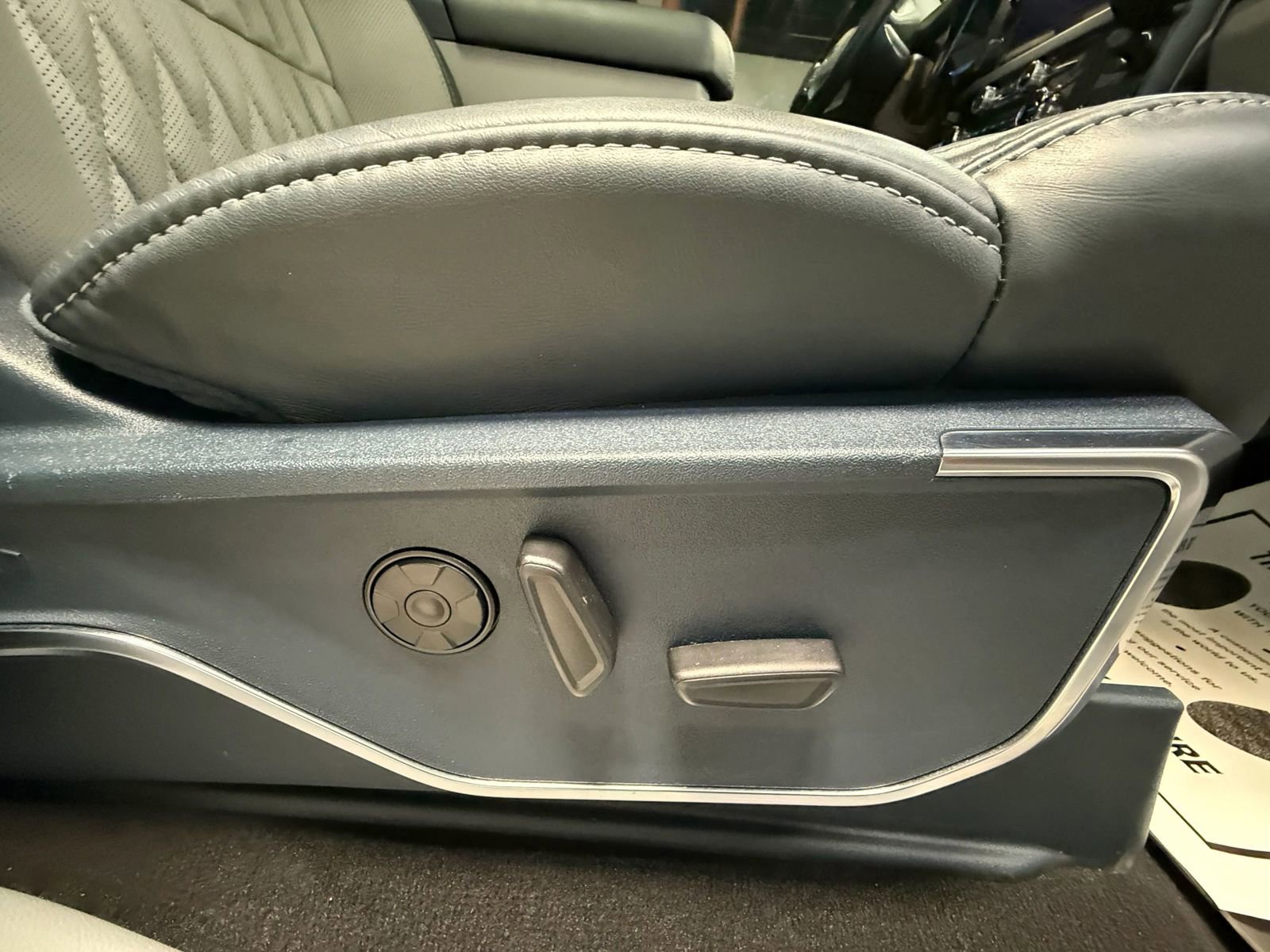 Used 2024 Ford F450 Limited w/ FX4 Off-Road Package image 86